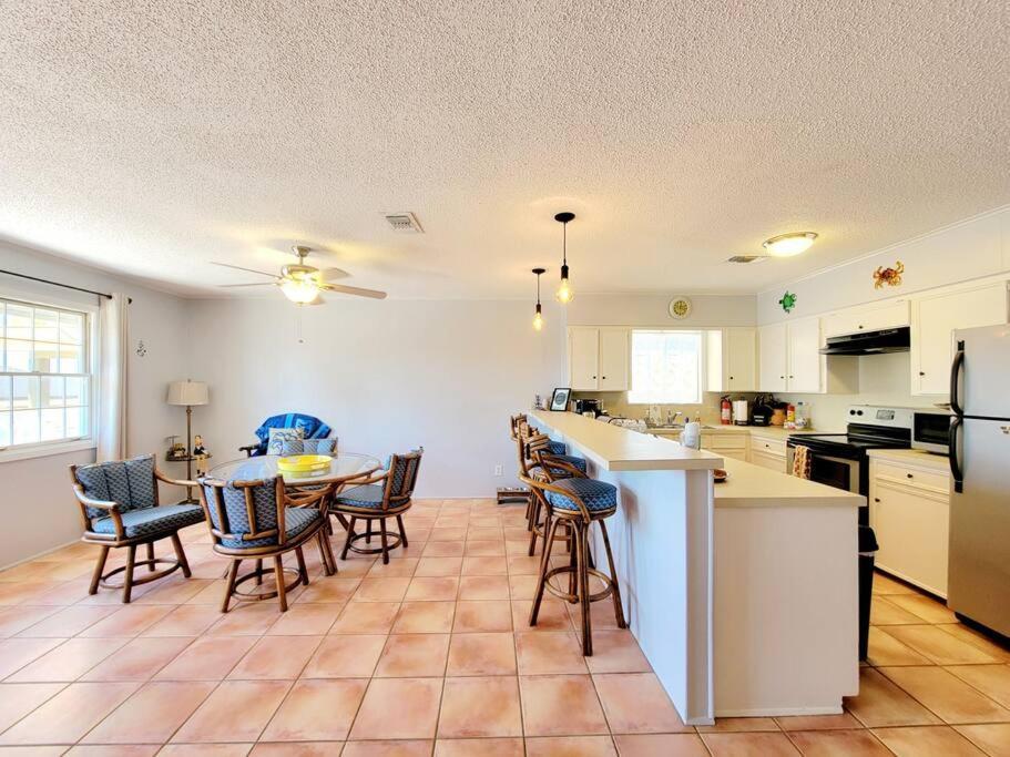Paradise Lagoon*Bayhouse Fishing*Beach*Dogfriendly Galveston Exterior photo